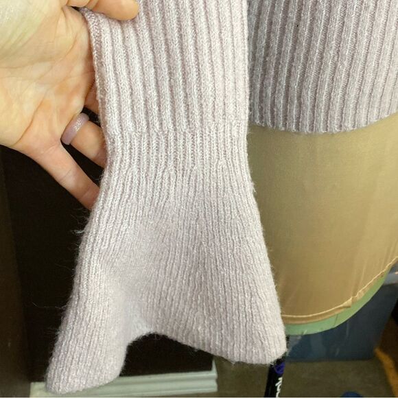 MADEWELL baby pink Wool Blend Ruffle Bell Long Sleeve Super Soft Sweater size XS - Picture 4 of 6